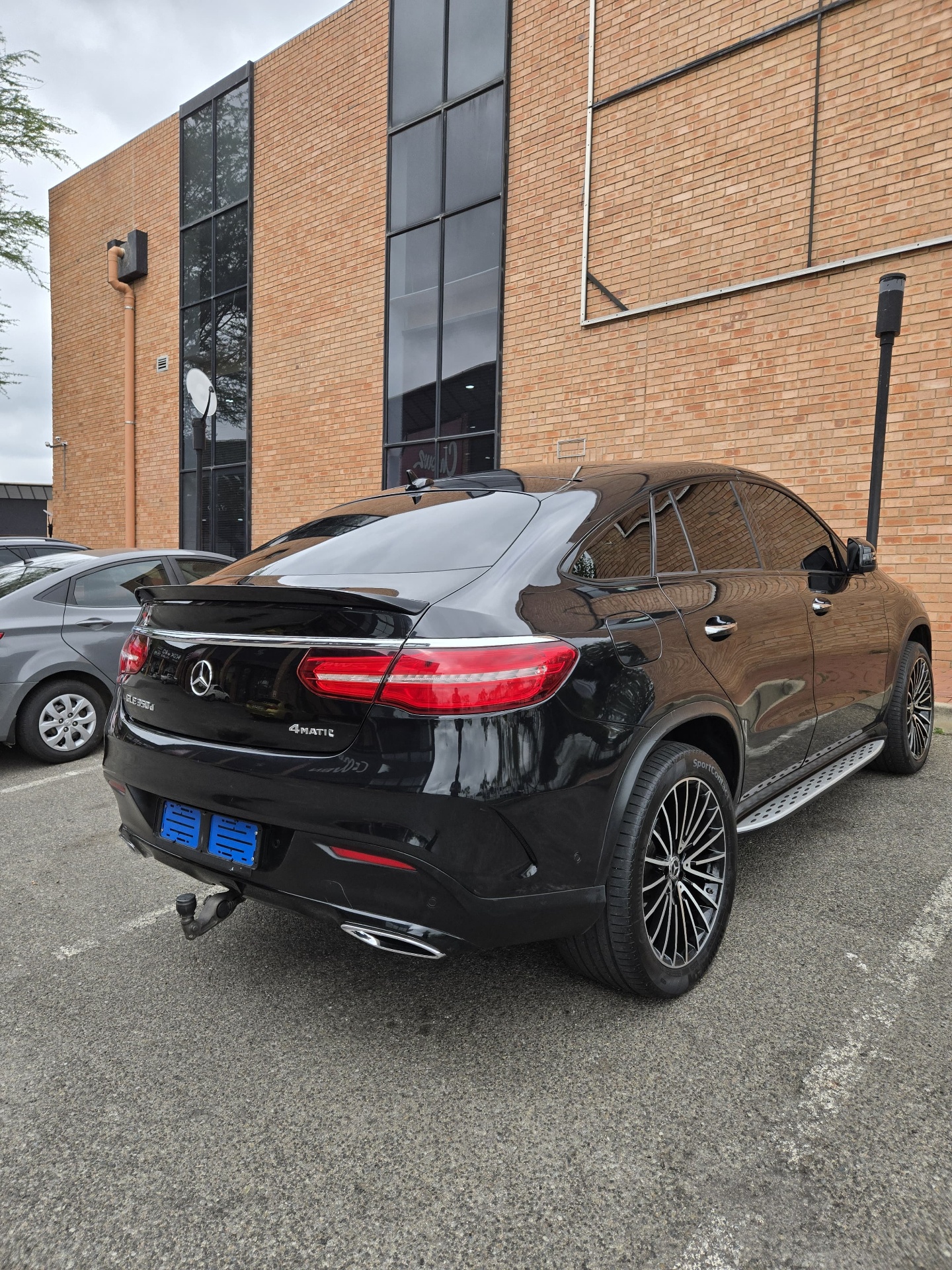 Side and rear view of the Mercedes-Benz GLE Coupé